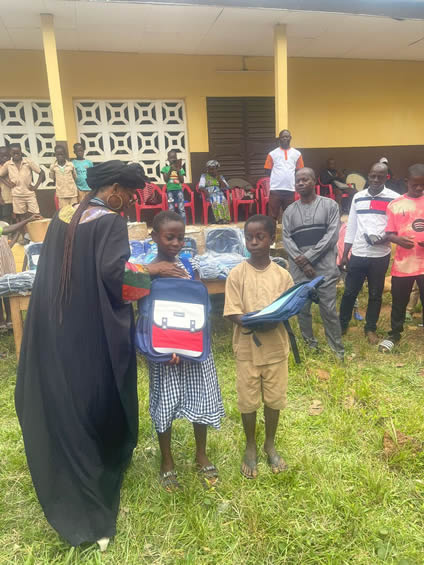 You are currently viewing 📚 Remise de dons de kits scolaires – Rentrée 2025-20260