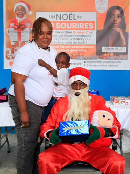 Lire la suite à propos de l’article 🎄 Noël 2025 en faveur des enfants démunis dans la commune d’Abobo : 500 enfants impactés